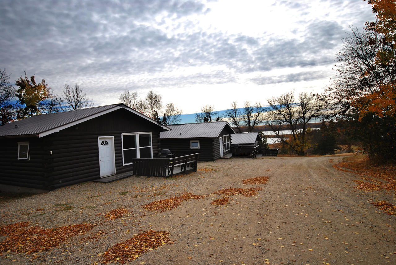 Kenosee Inn & Cabins Kenosee Park Экстерьер фото