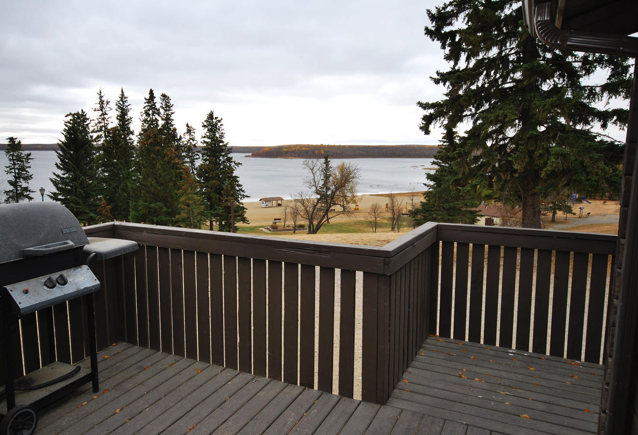 Kenosee Inn & Cabins Kenosee Park Экстерьер фото