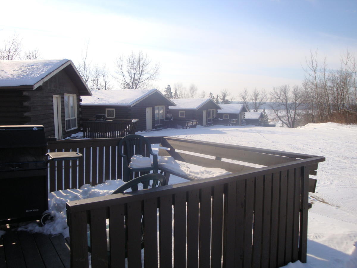 Kenosee Inn & Cabins Kenosee Park Экстерьер фото