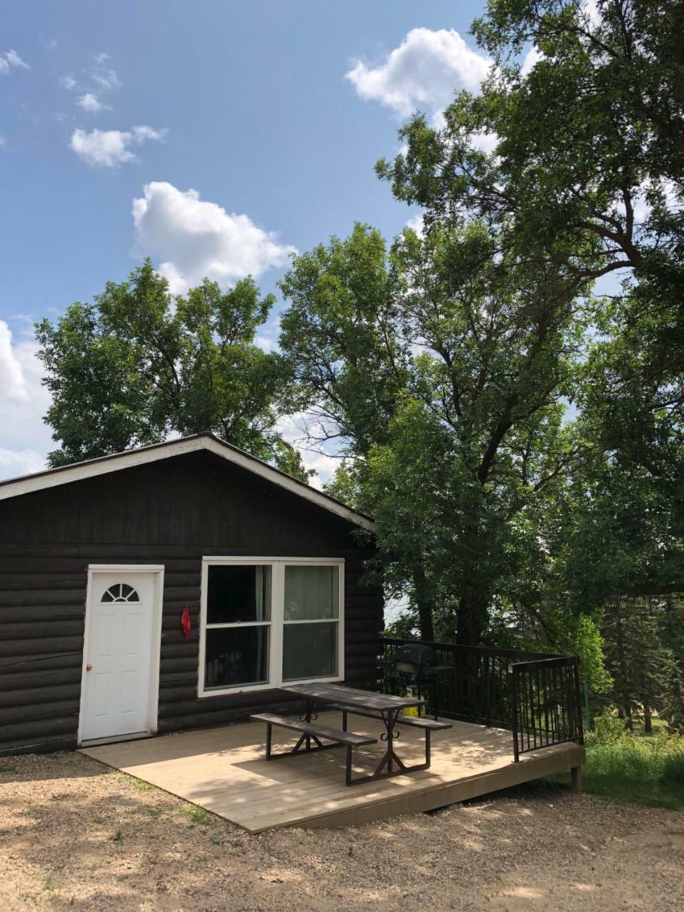 Kenosee Inn & Cabins Kenosee Park Экстерьер фото