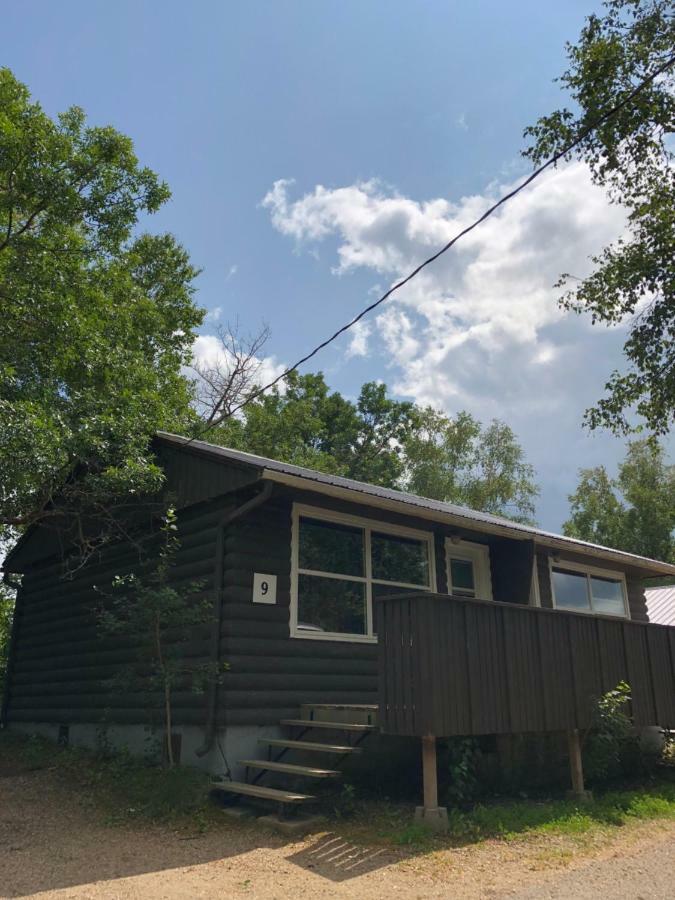 Kenosee Inn & Cabins Kenosee Park Экстерьер фото