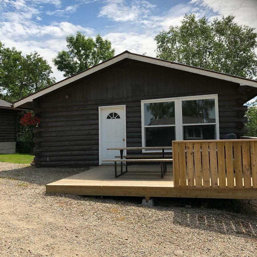 Kenosee Inn & Cabins Kenosee Park Экстерьер фото