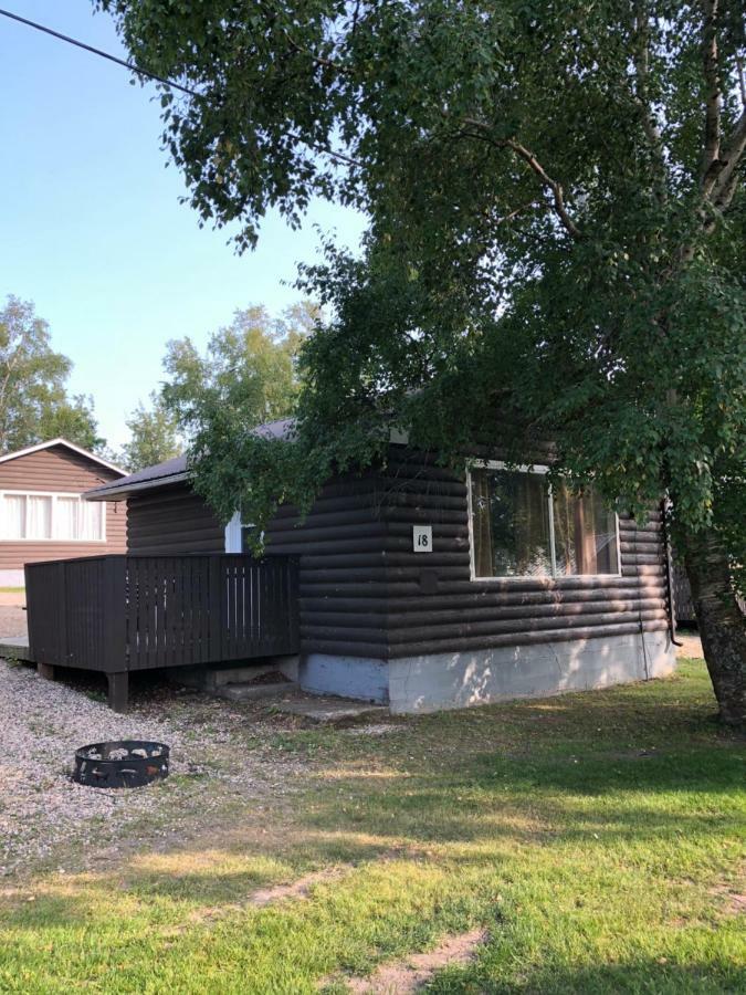 Kenosee Inn & Cabins Kenosee Park Экстерьер фото